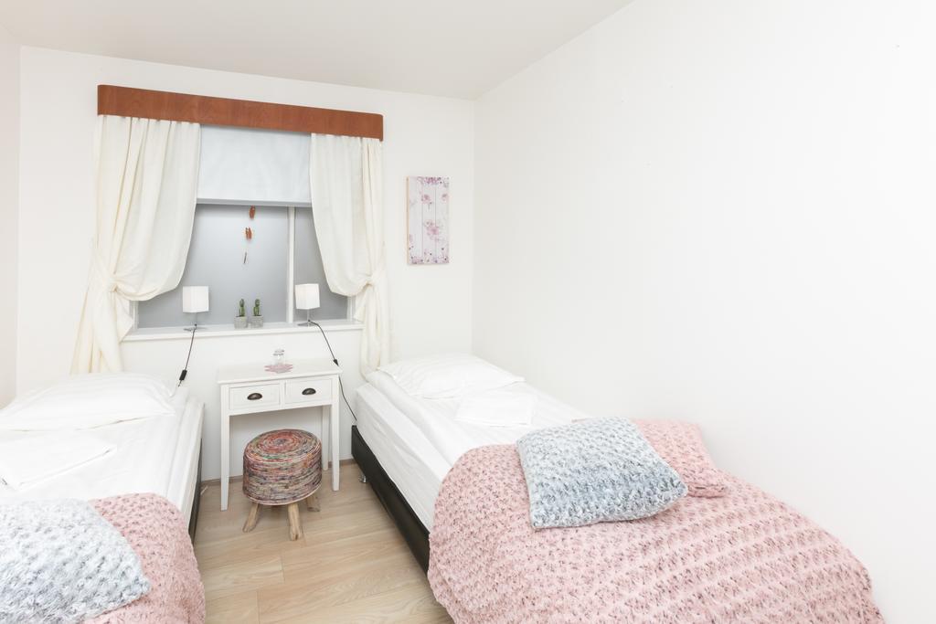 Blomasetrith Homestay بورغارنيس المظهر الخارجي الصورة