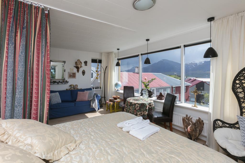 Blomasetrith Homestay بورغارنيس المظهر الخارجي الصورة