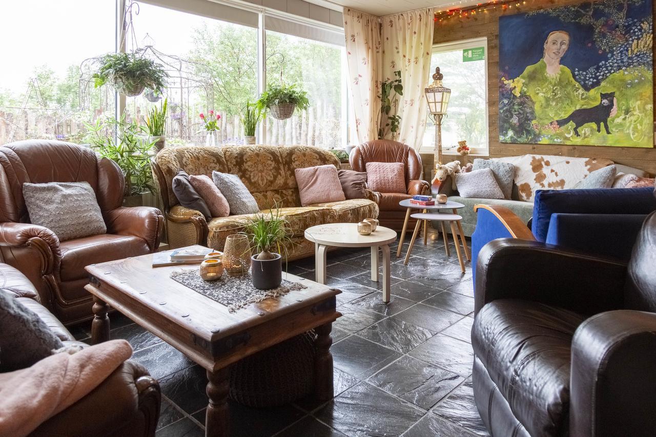 Blomasetrith Homestay بورغارنيس المظهر الخارجي الصورة